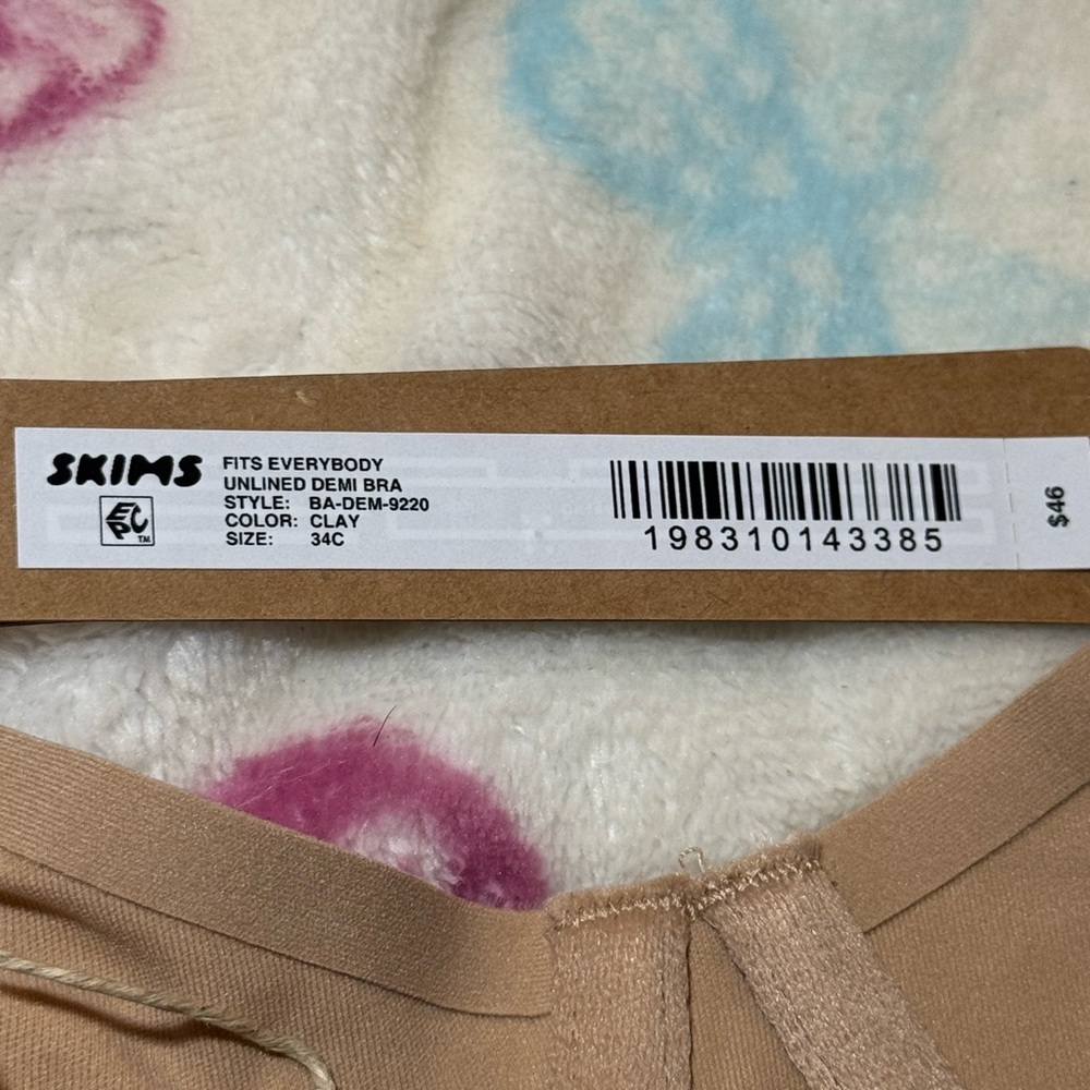 Skims Fits Everybody Underlined Demi Bra - Picture 5 of 6